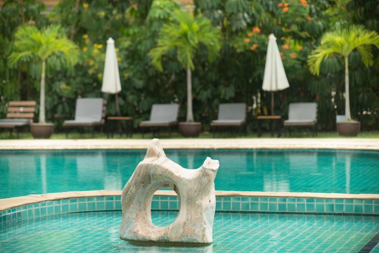 Blue Beach Grand Resort And Spa Rawai Ngoại thất bức ảnh